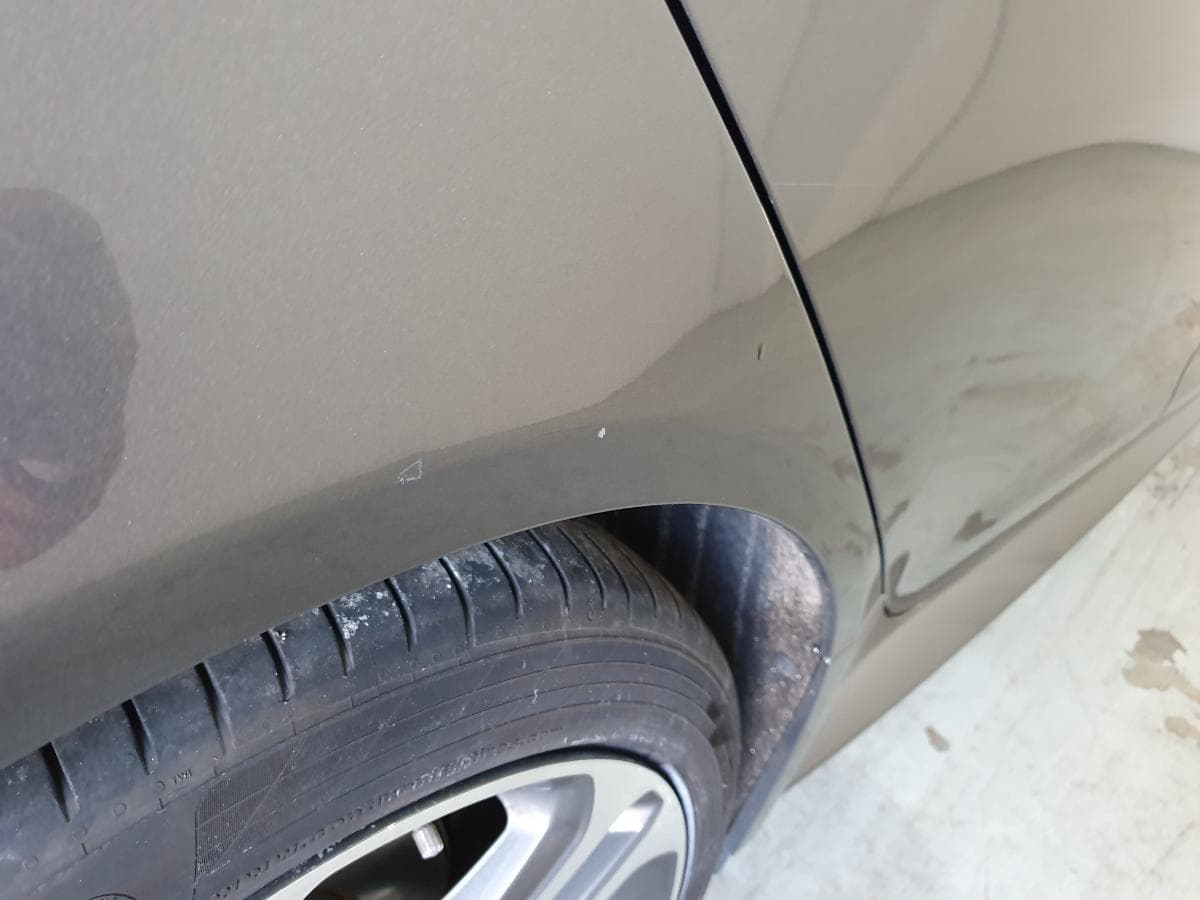 Jaguar XE 2.0D · Ano 2016 — image 13