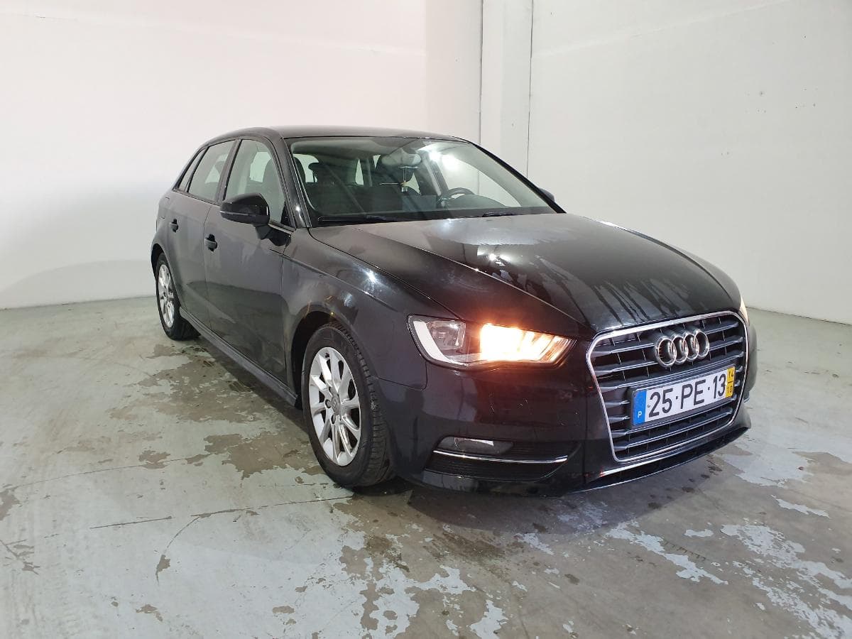 Audi A3 1.6 TDI · Ano 2014 — imagem 1