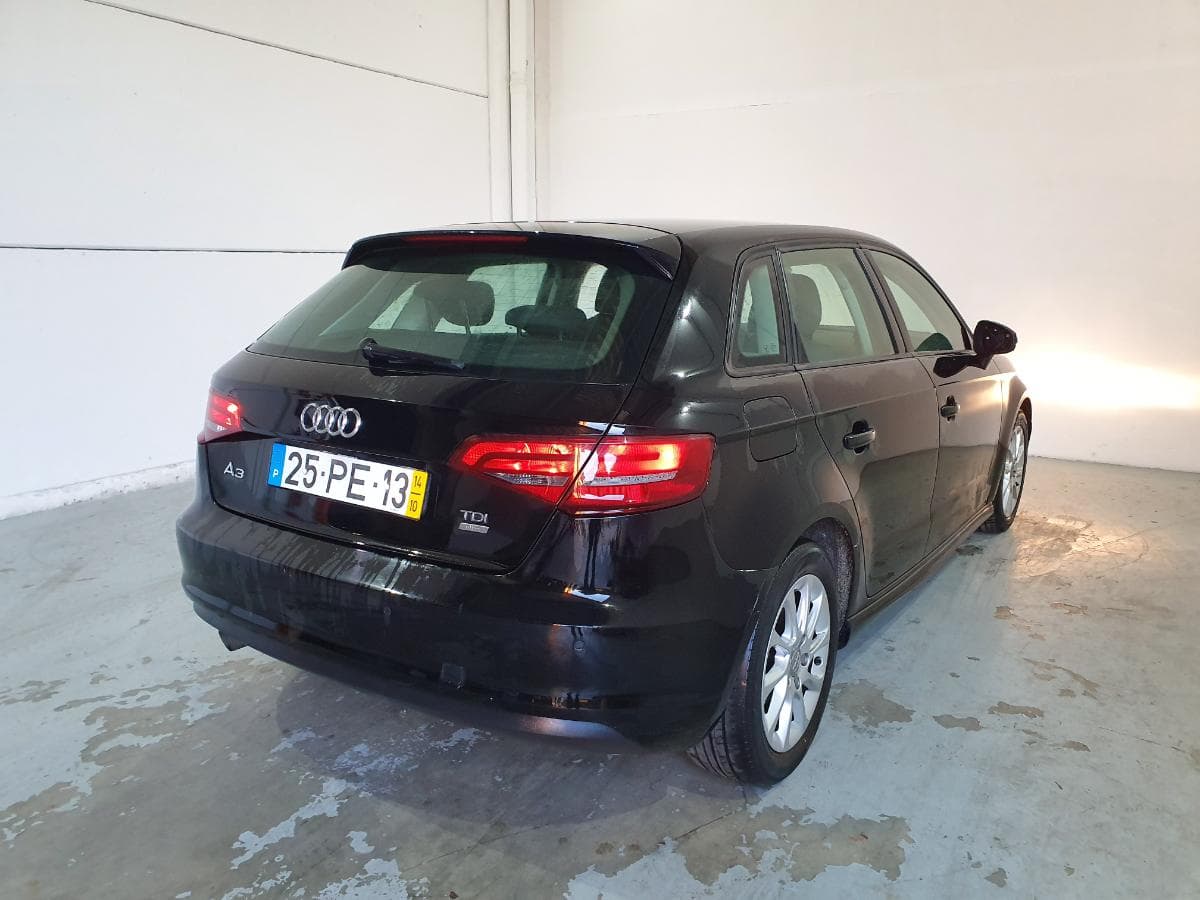 Audi A3 1.6 TDI · Ano 2014 — imagem 4
