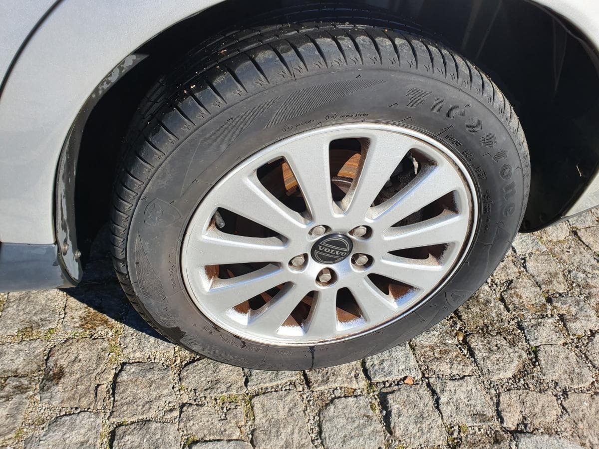 Volvo V50 2.0D · Ano 2005 — imagen 17