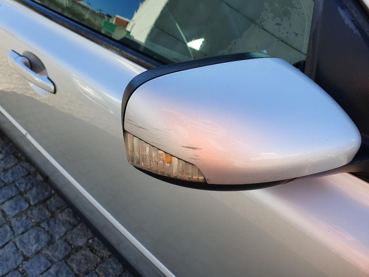 Volvo V50 2.0D · Ano 2005 — imagen 12