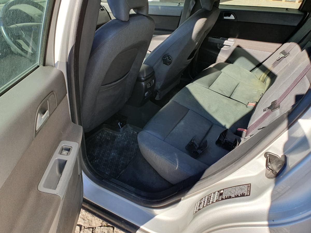 Volvo V50 2.0D · Ano 2005 — imagen 19