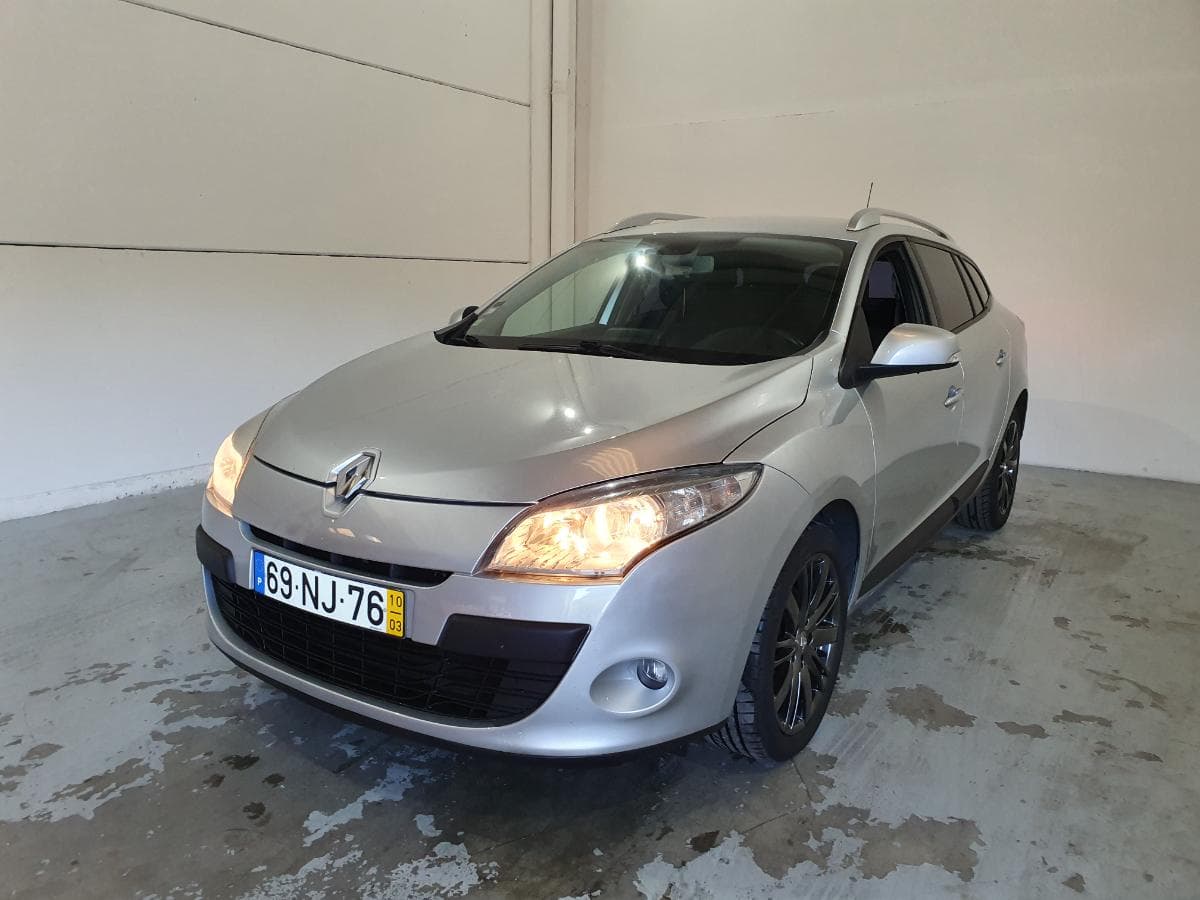 Renault Mégane 1.5 DCI · Ano 2010 — imagem 1