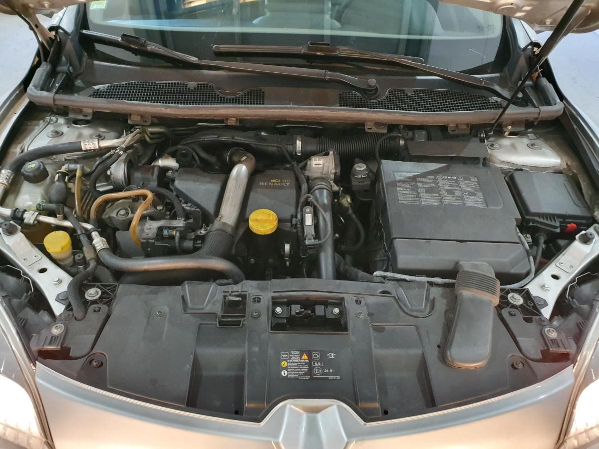 Renault Mégane 1.5 DCI · Ano 2010 — imagem 4