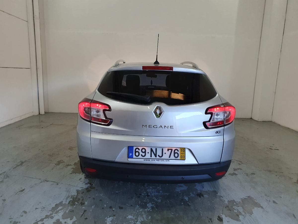 Renault Mégane 1.5 DCI · Ano 2010 — imagem 6