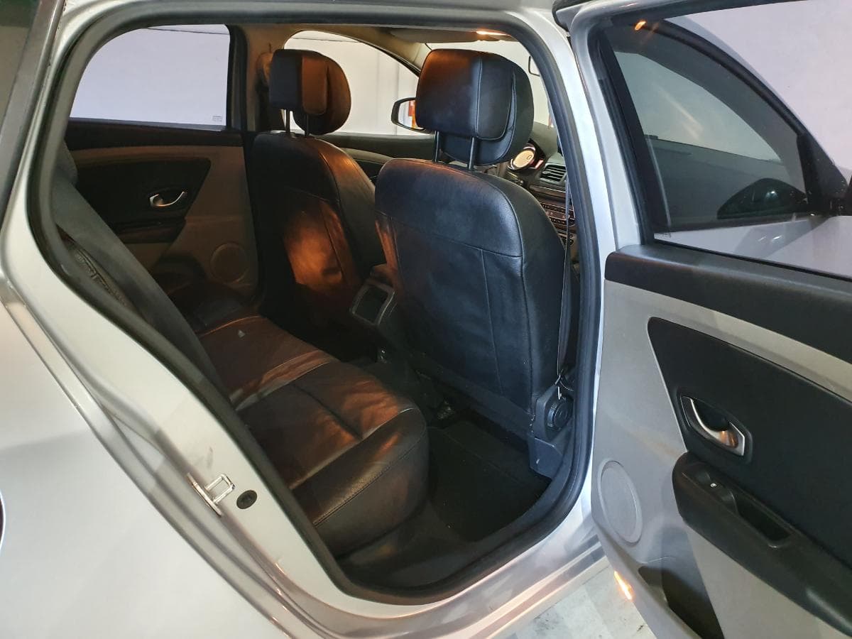 Renault Mégane 1.5 DCI · Ano 2010 — imagem 20
