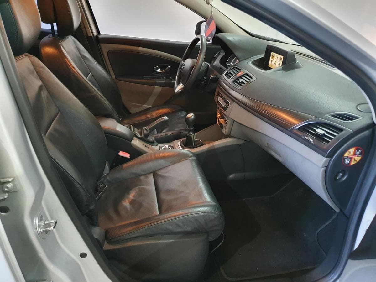 Renault Mégane 1.5 DCI · Ano 2010 — imagem 24