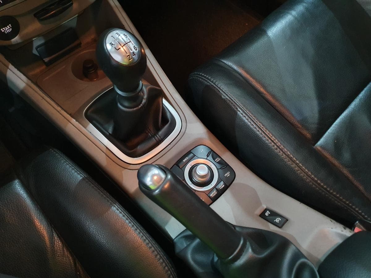 Renault Mégane 1.5 DCI · Ano 2010 — imagem 33