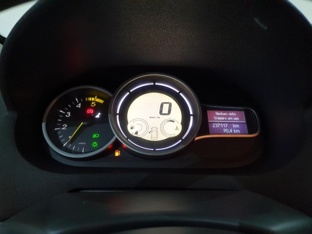 Renault Mégane 1.5 DCI · Ano 2010 — imagem 38