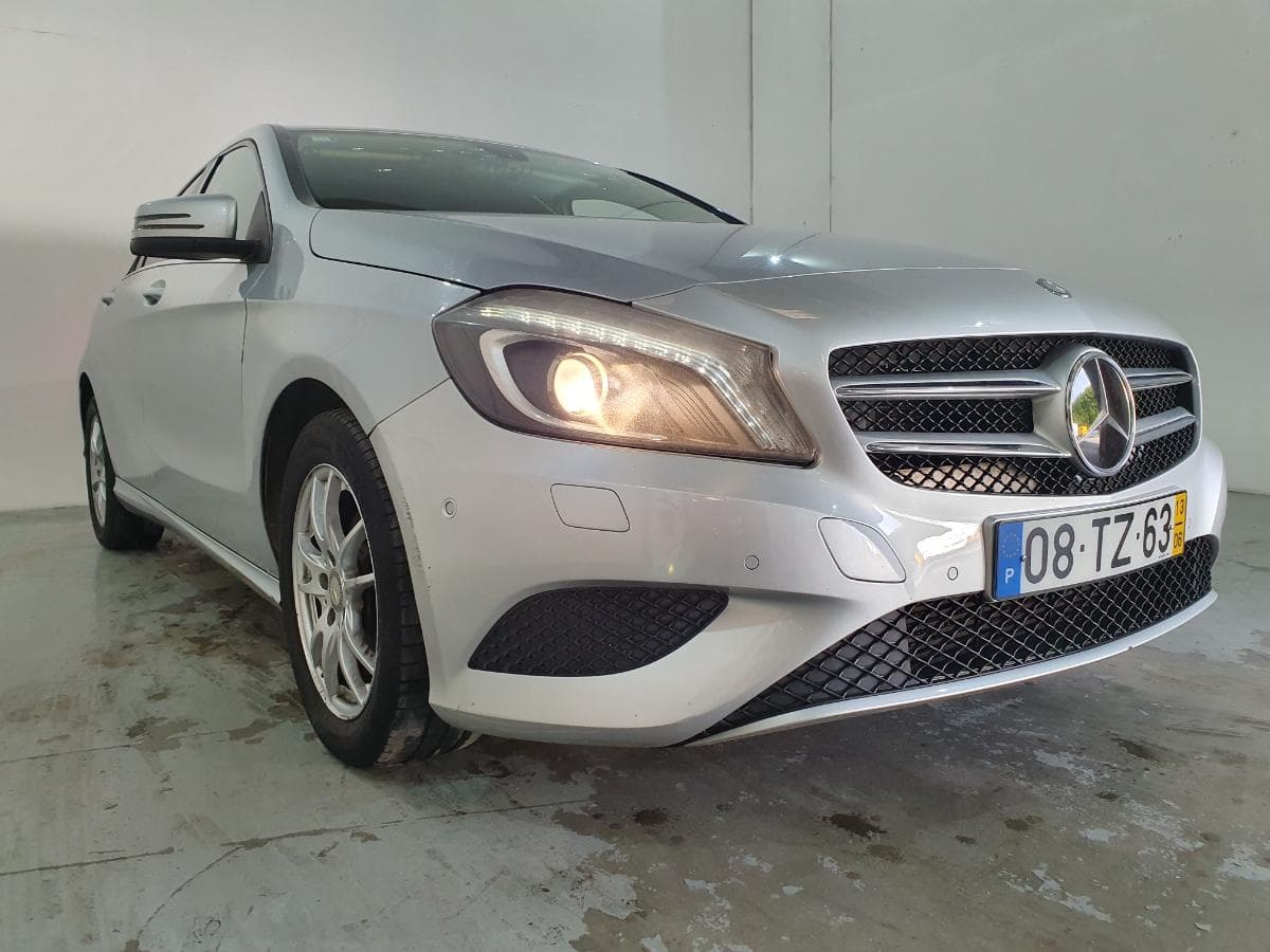 Mercedes-Benz A180 1.5CDI · Ano 2013 — imagem 2