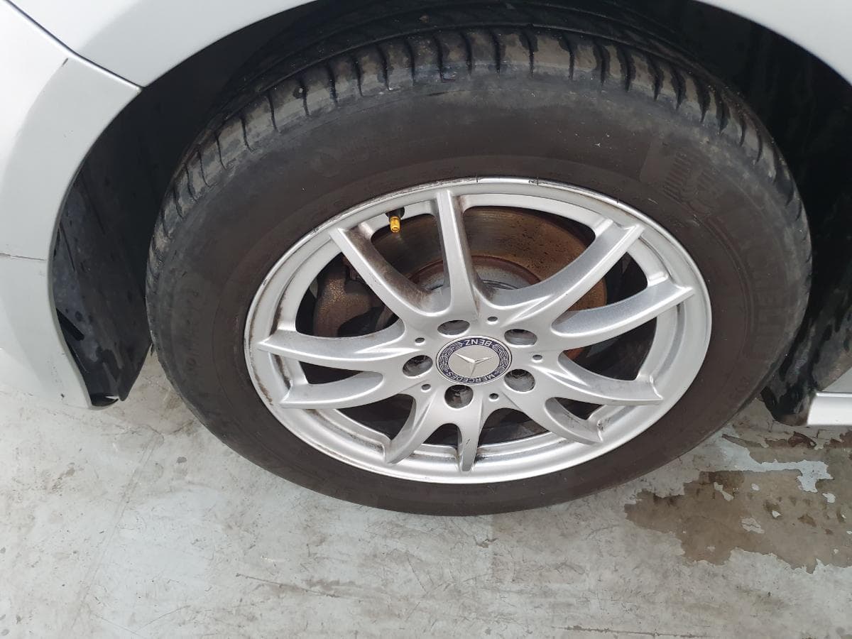 Mercedes-Benz A180 1.5CDI · Ano 2013 — imagem 19
