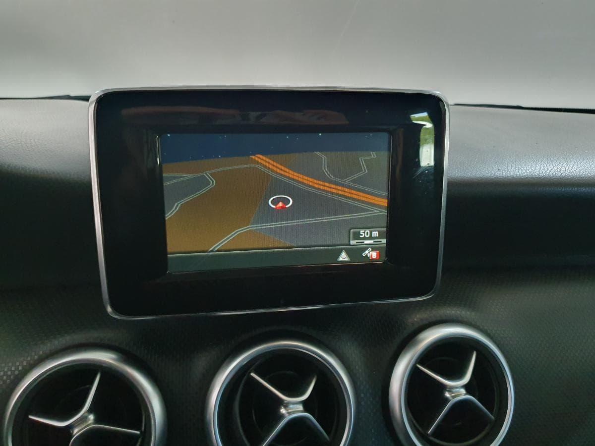 Mercedes-Benz A180 1.5CDI · Ano 2013 — imagem 32