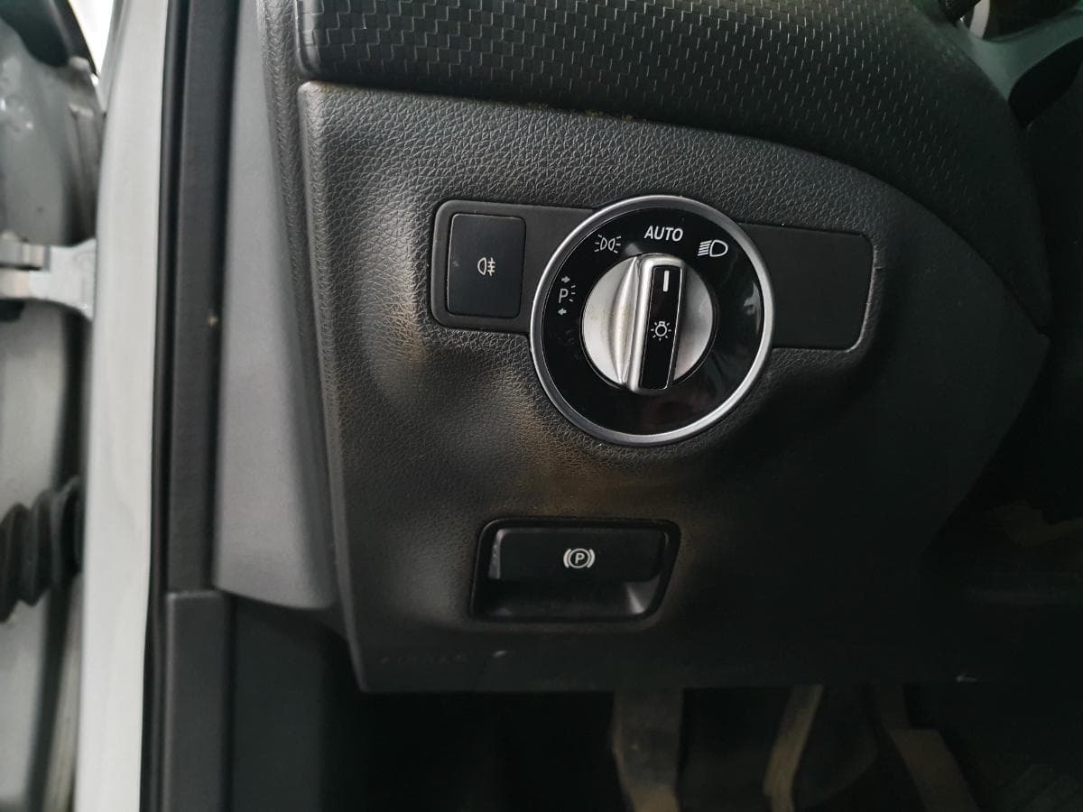 Mercedes-Benz A180 1.5CDI · Ano 2013 — imagem 33