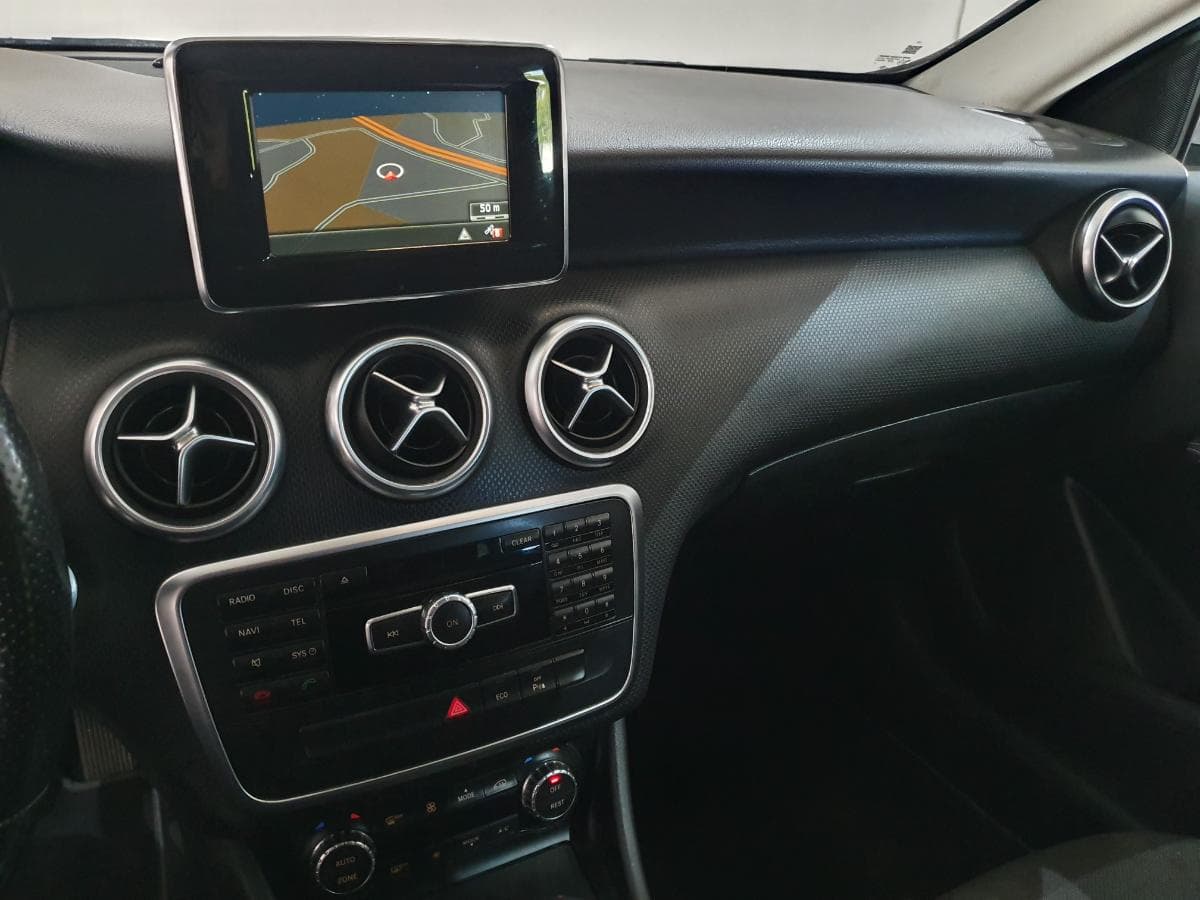 Mercedes-Benz A180 1.5CDI · Ano 2013 — imagem 34