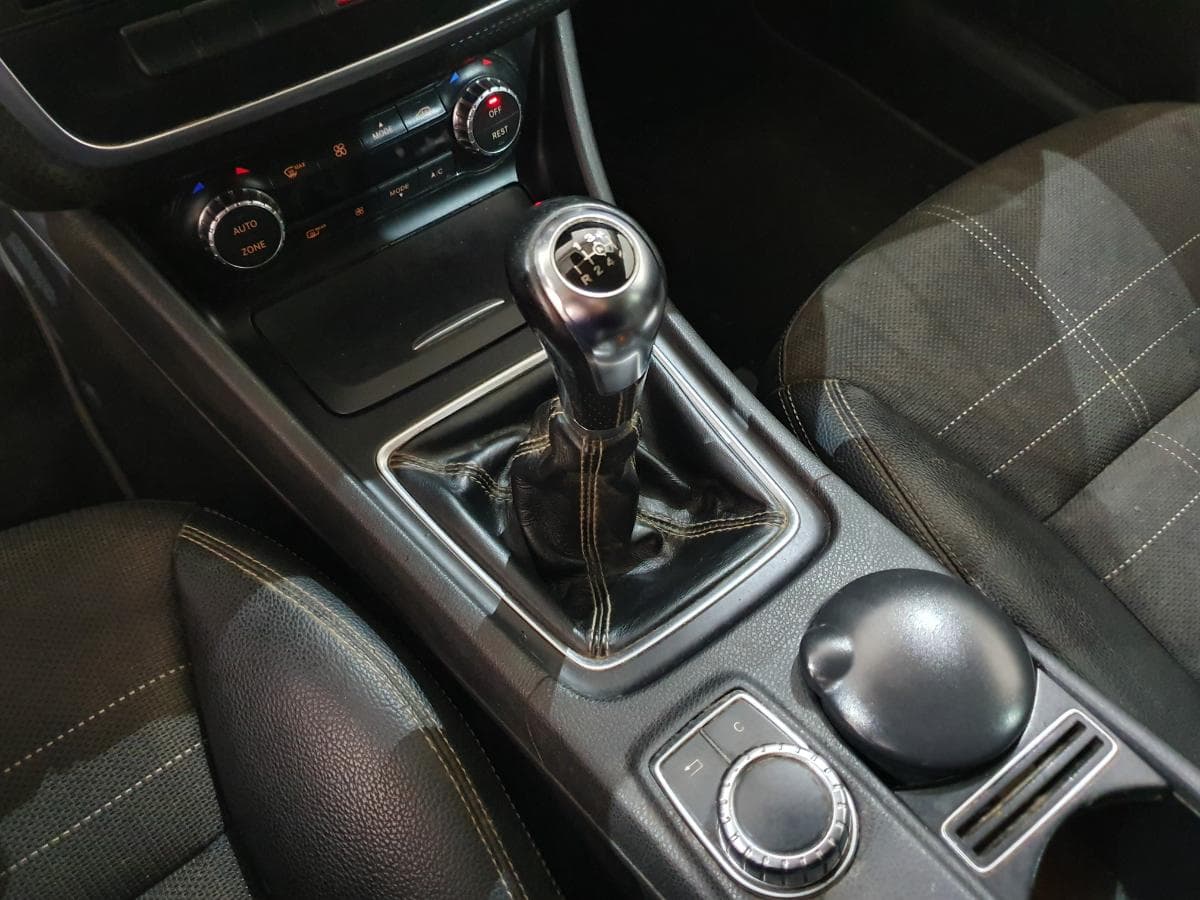 Mercedes-Benz A180 1.5CDI · Ano 2013 — imagem 38