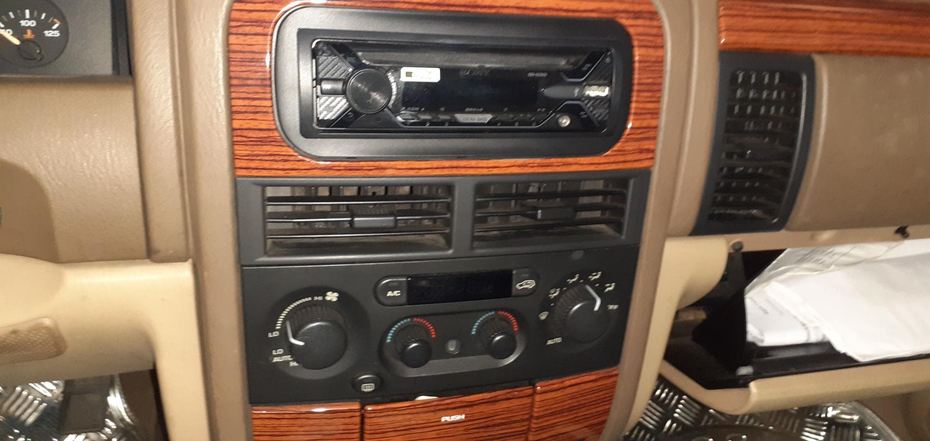 Jeep Grand Cherokee — imagen 22