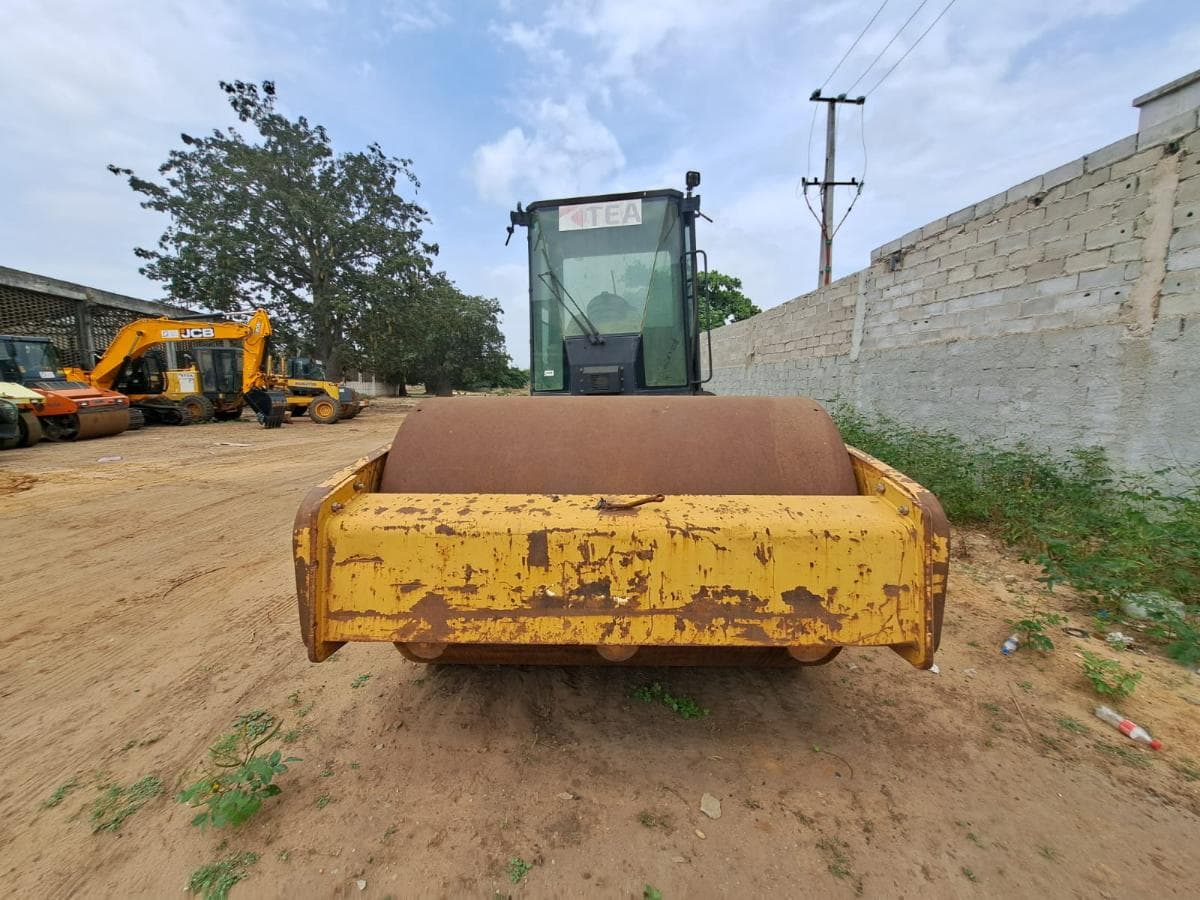 Cilindro Caterpillar CS583 · Viana — imagen 4