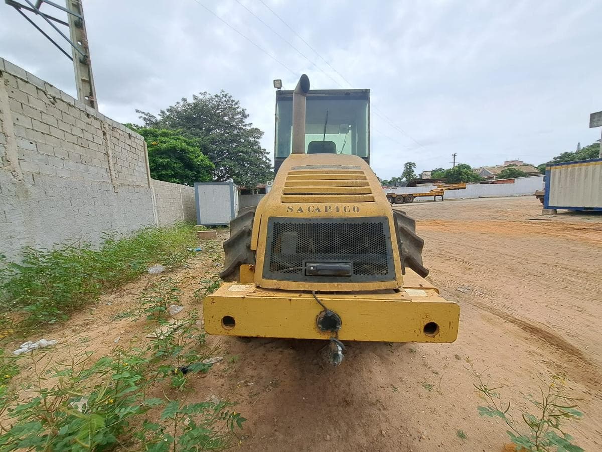 Cilindro Caterpillar CS583 · Viana — imagen 5