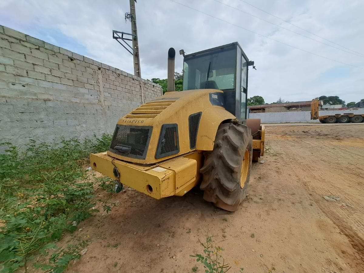 Cilindro Caterpillar CS583 · Viana — imagen 7