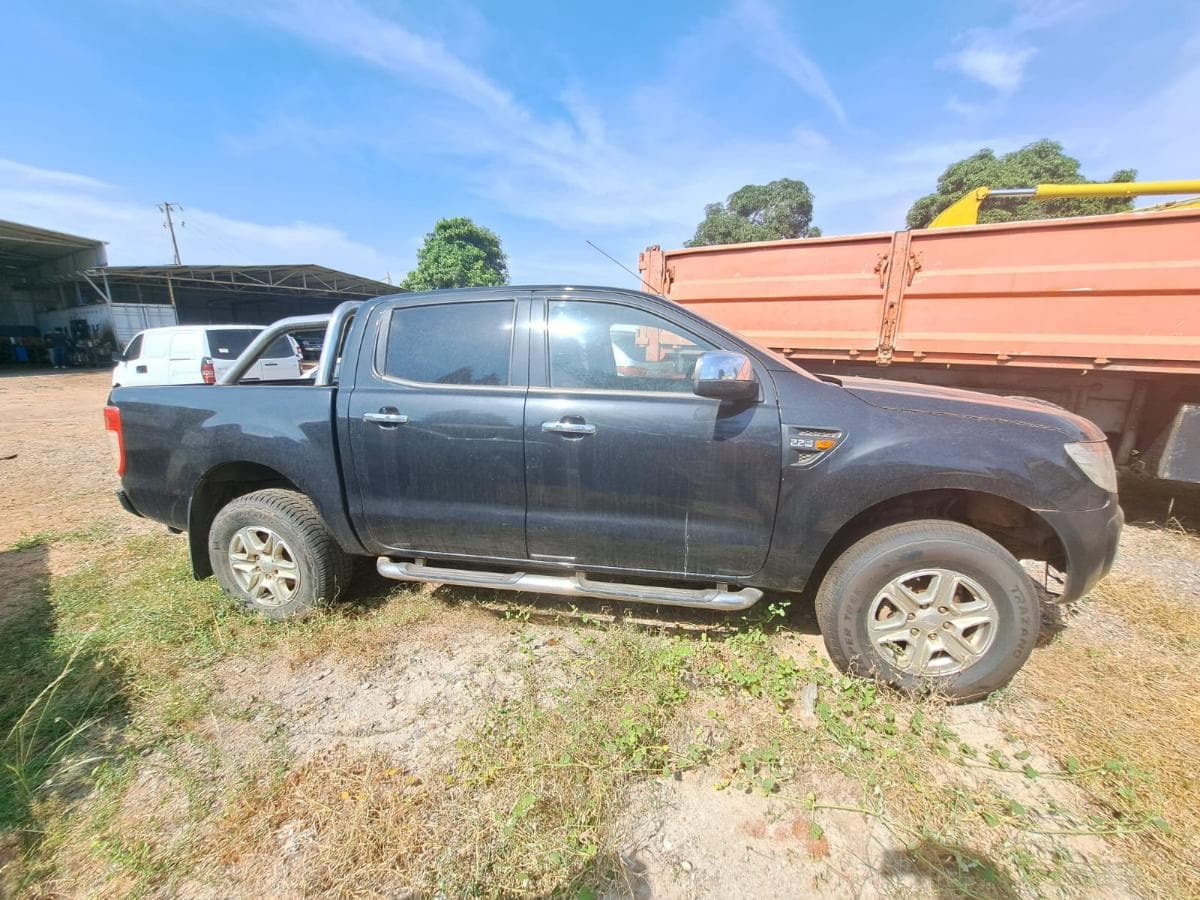 Veículo FORD RANGER · Viana — imagen 2