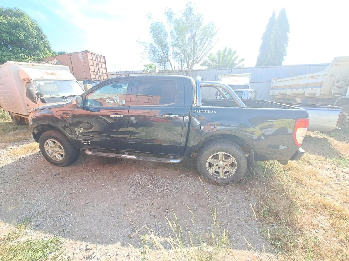 Veículo FORD RANGER · Viana — imagen 4