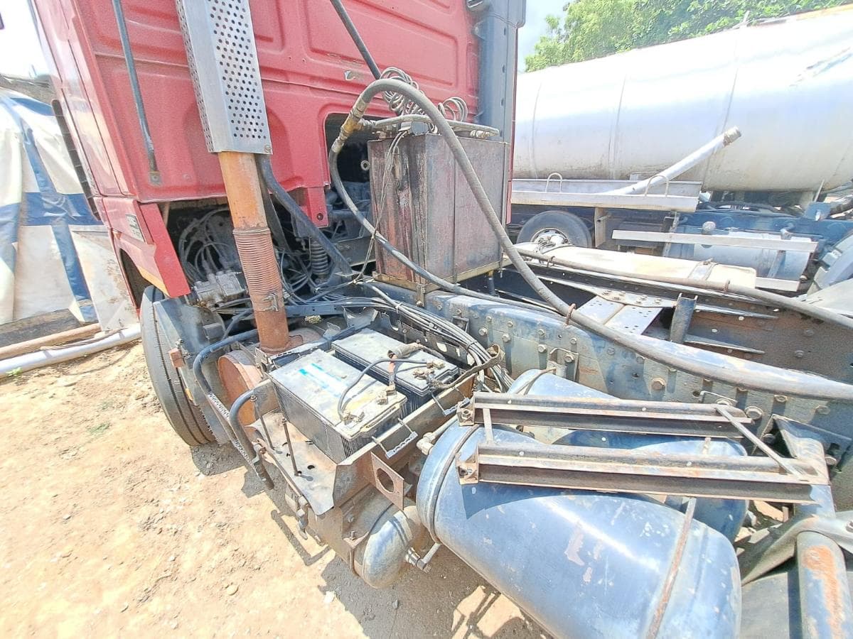Camião Trator 6X4 DAF XF 480 · Viana — imagen 9
