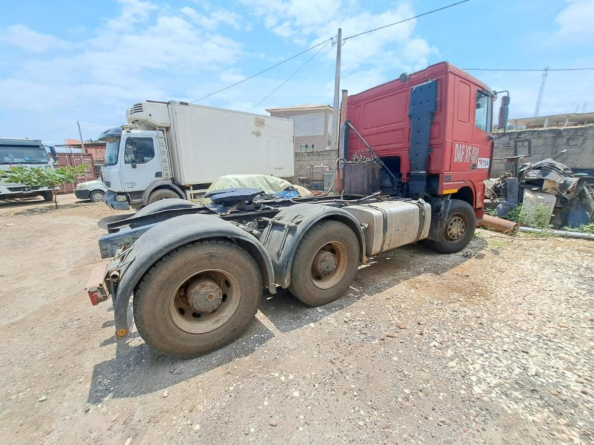 Camião Trator 6X4 DAF XF 480 · Viana — imagen 8