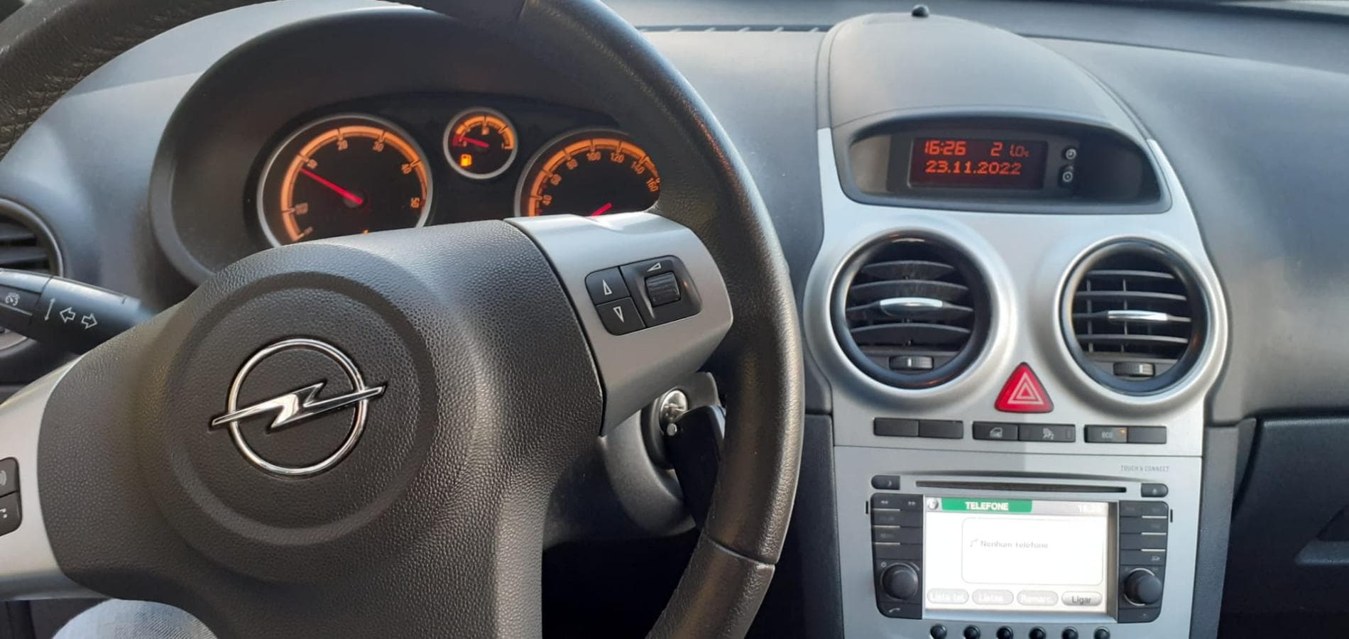 Opel Corsa 1.3CDTI · Ano 2013 — imagen 12
