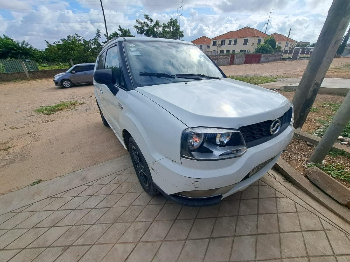 Veículo Zxauto C3 · Viana — image 10