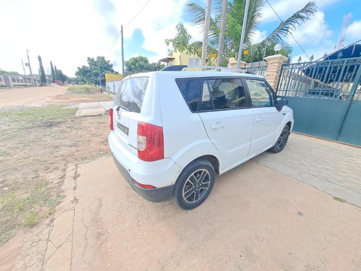 Veículo Zxauto C3 · Viana — image 14