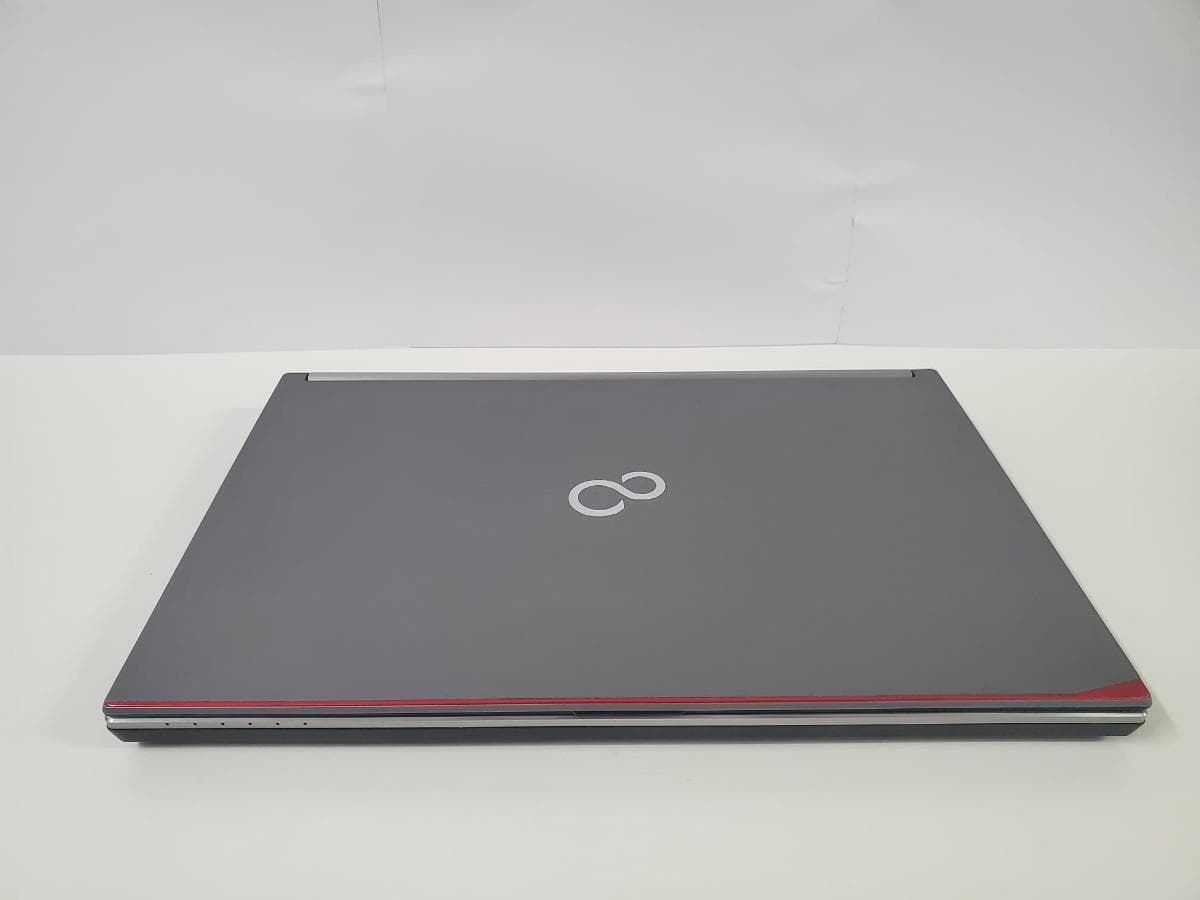 Portátil Workstation Fujitsu Celsius H770 — image 4