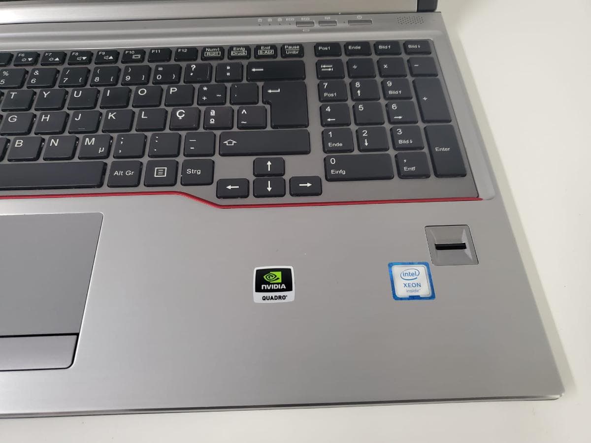 Portátil Workstation Fujitsu Celsius H770 — image 15