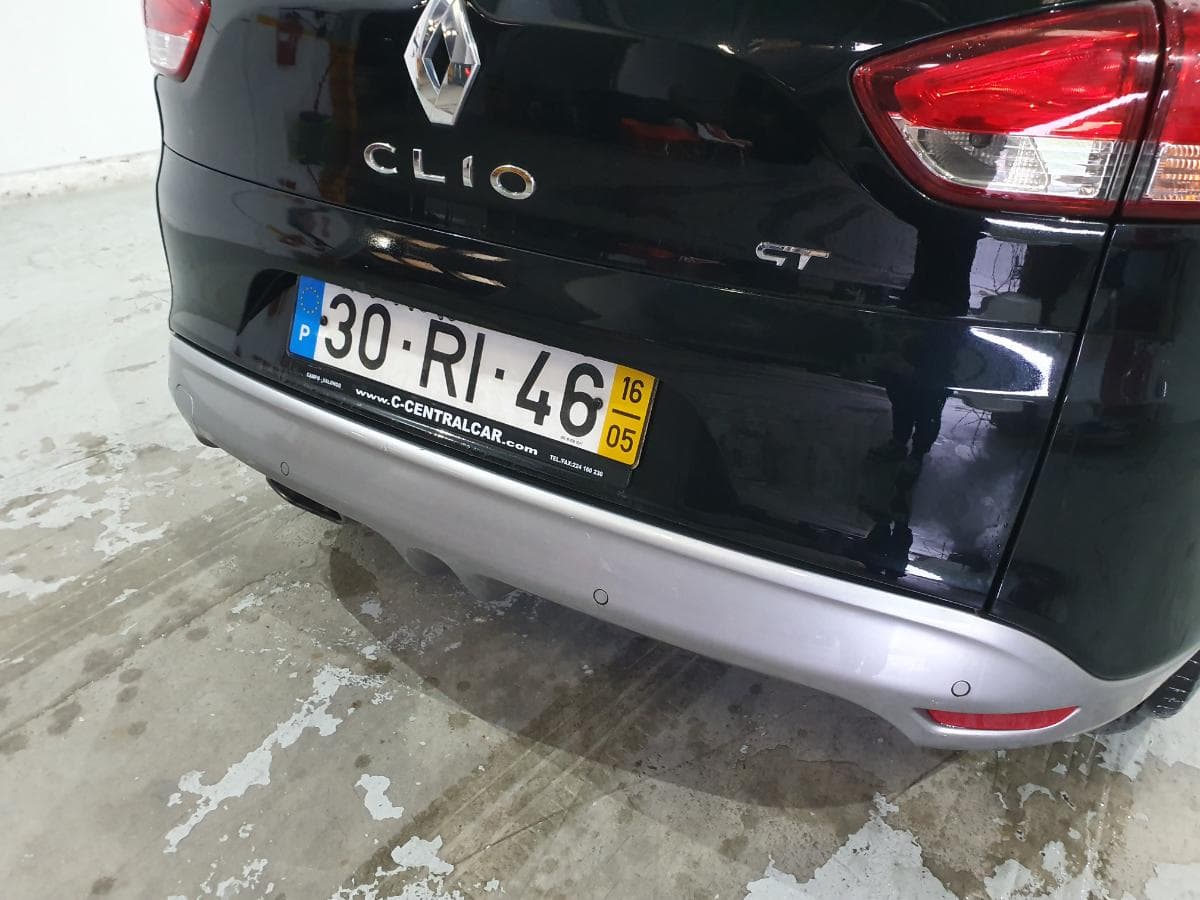 Renault Clio 1.5 DCI · Ano 2014 — image 4