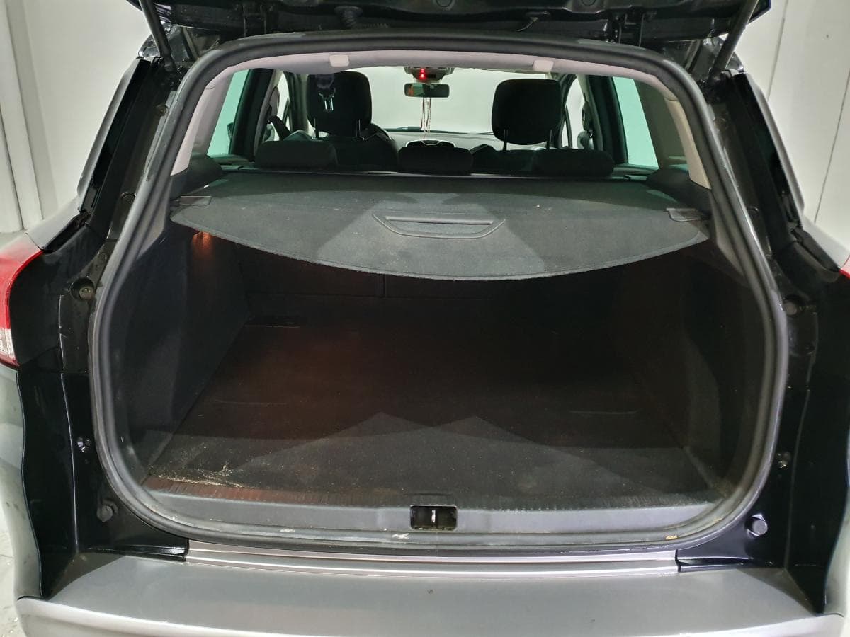 Renault Clio 1.5 DCI · Ano 2014 — image 8