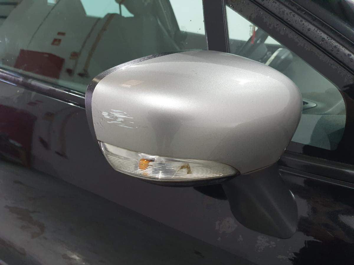 Renault Clio 1.5 DCI · Ano 2014 — image 11