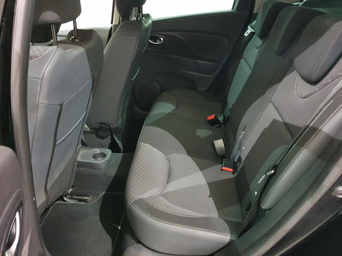Renault Clio 1.5 DCI · Ano 2014 — image 22