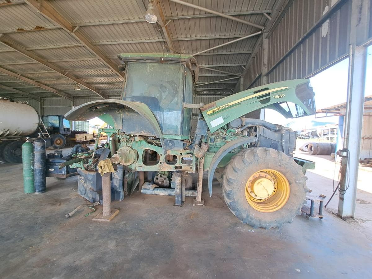 Trator agrícola John Deer 7830  · Samba Caju — imagen 7