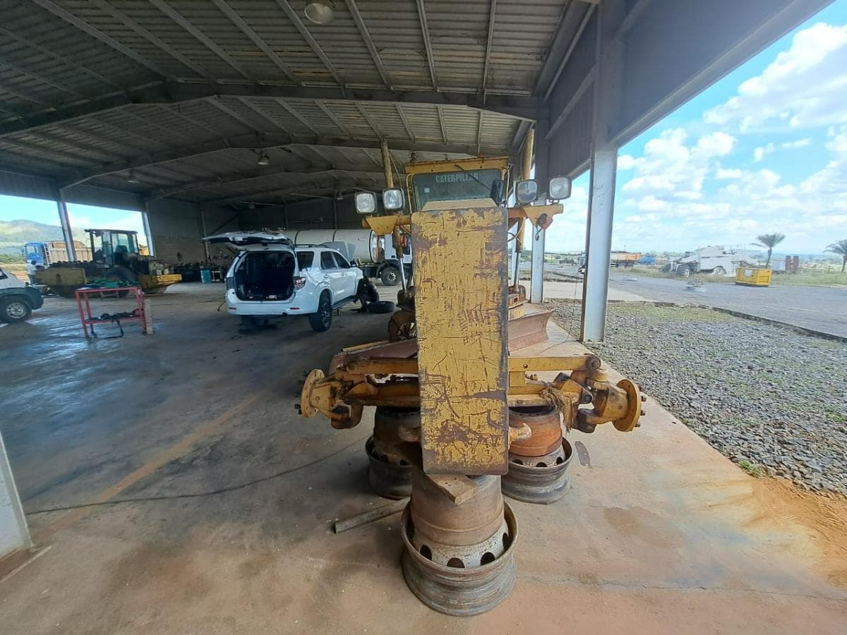 Niveladora Caterpillar 160H · Samba Caju — imagen 14
