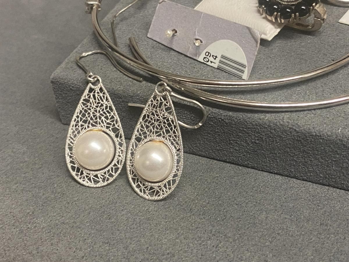 Pendientes de plata y otros materiales — imagen 3