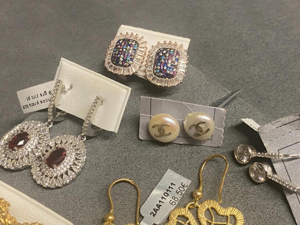 Pendientes de plata y otros materiales — imagen 4