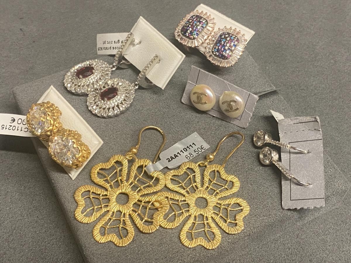 Pendientes de plata y otros materiales — imagen 3