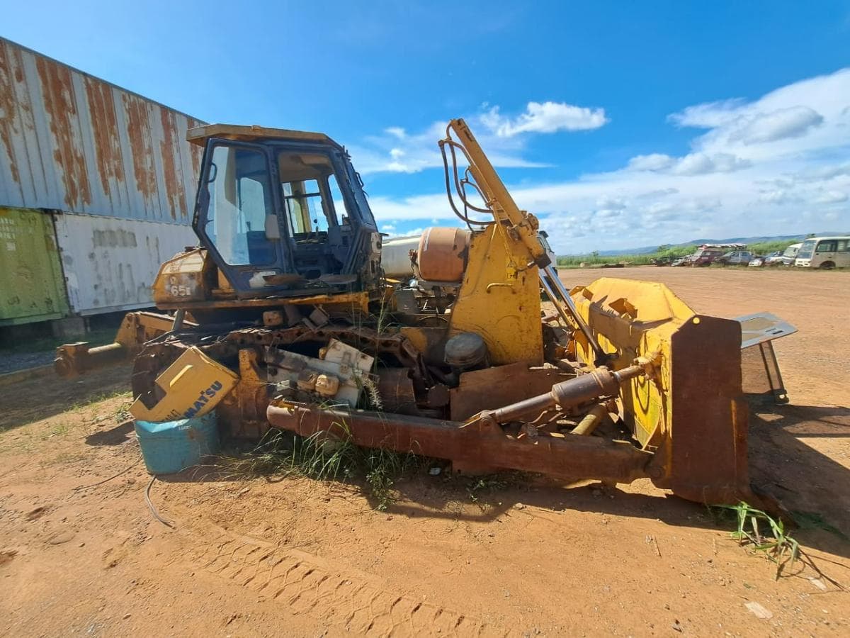 Buldózer Komatsu D65E-12 · Samba Caju — imagen 15