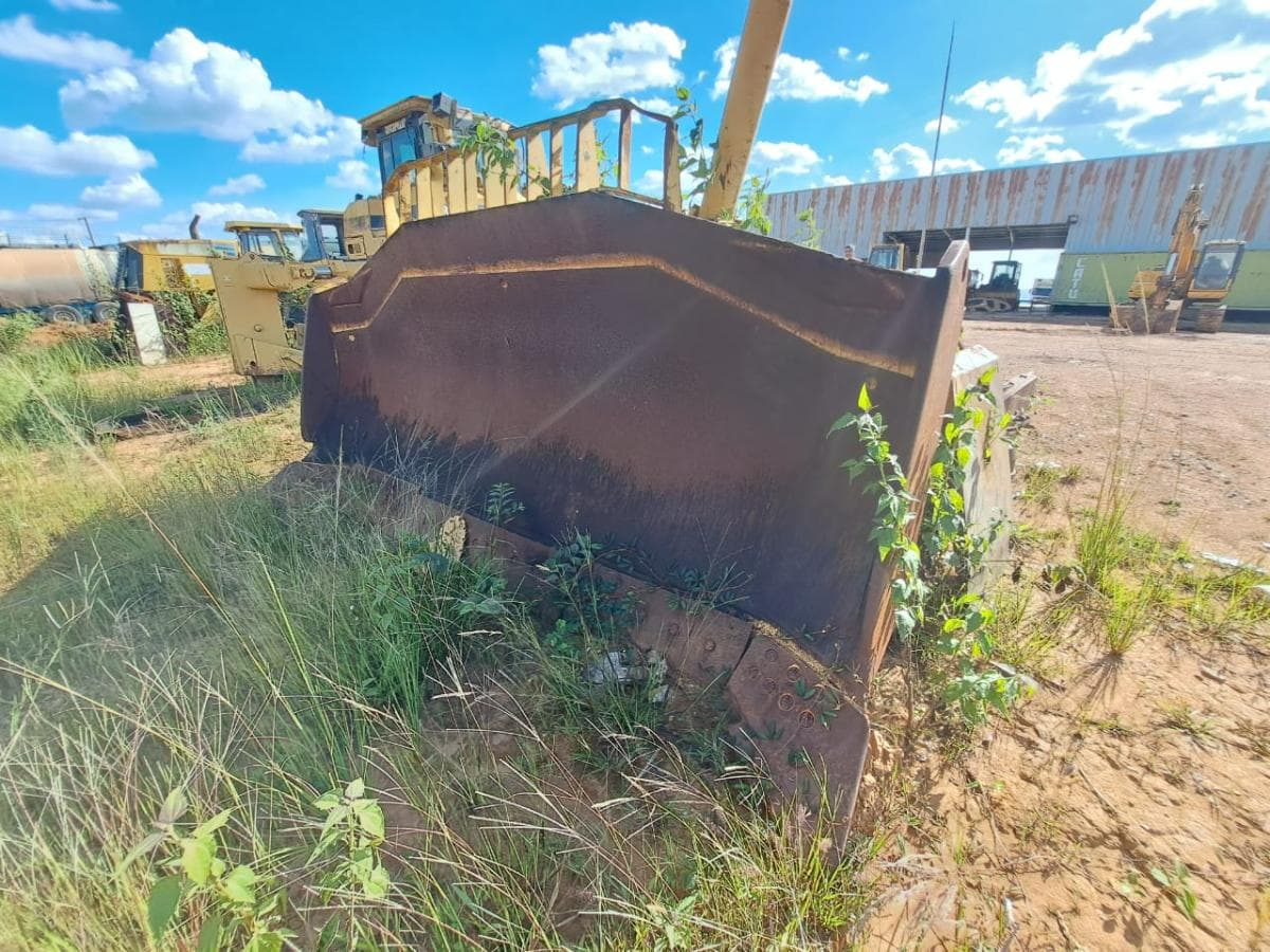 Buldózer Caterpillar D8R · Samba Caju — imagen 4