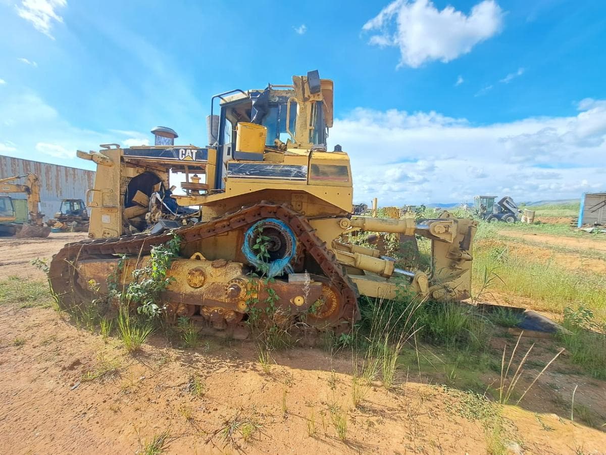 Buldózer Caterpillar D8R · Samba Caju — imagen 16