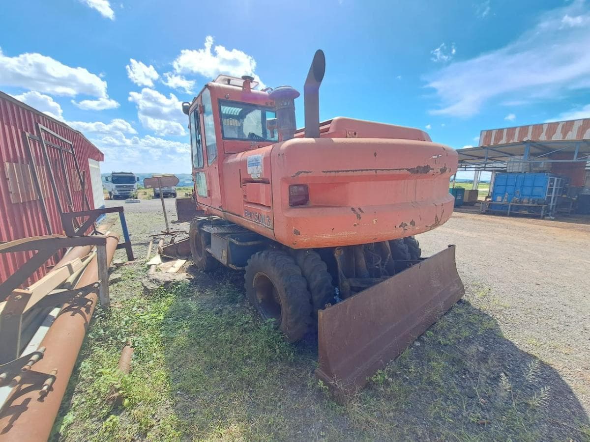 Escavadora de Pneus Fiat Hitachi FH150W.3 · Samba Caju — imagen 5