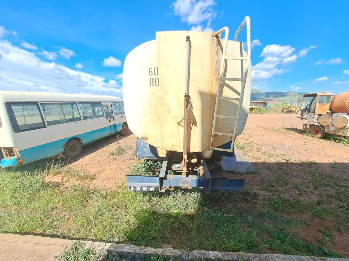 Camião Cisterna Volvo FM 400 · Samba Caju — image 7