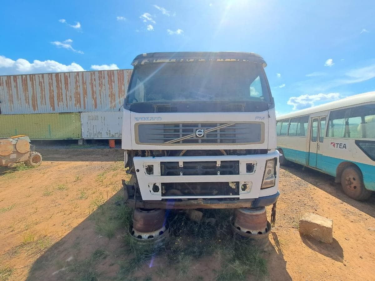 Camião Cisterna Volvo FM 400 · Samba Caju — image 10