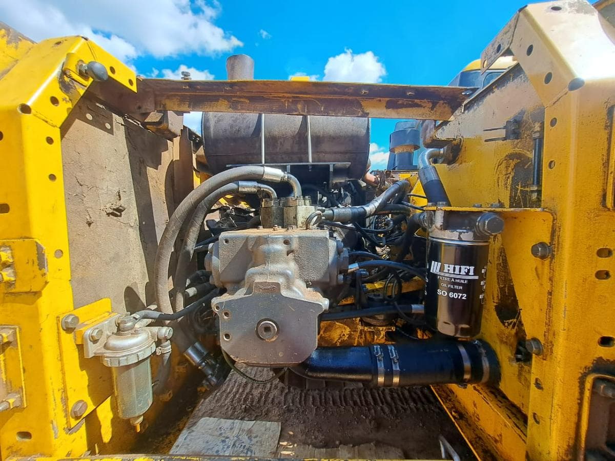 Escavadora de rastos Komatsu PC220 -7 · Samba Caju — imagen 15