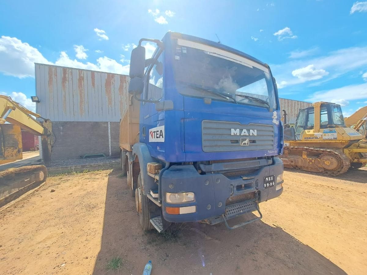 Camião basculante MAN TGA 41400 · Samba Caju — imagen 9