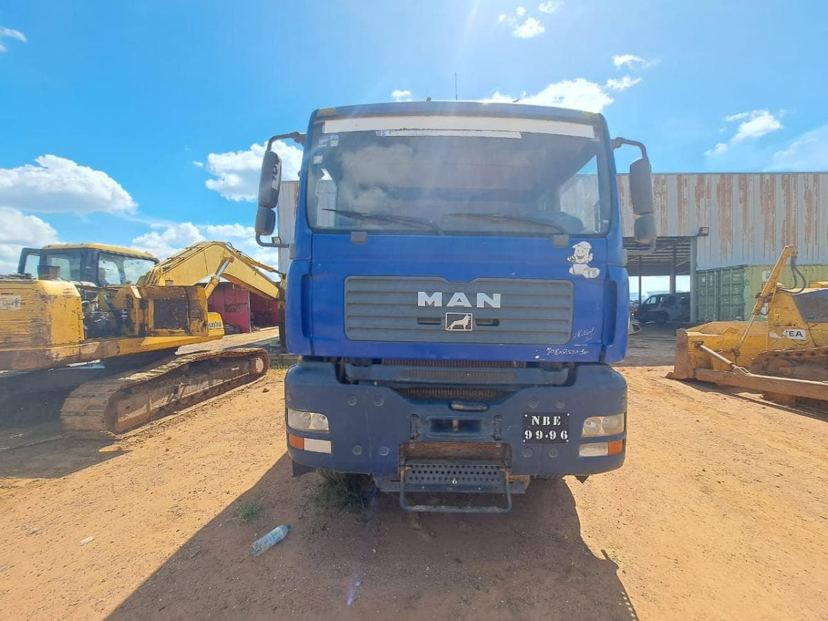 Camião basculante MAN TGA 41400 · Samba Caju — imagen 12